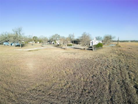 1414 Fifth Street Lockhart TX 78644
