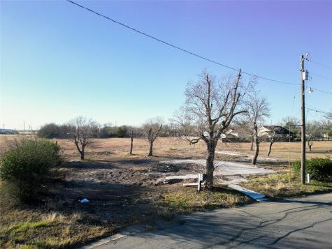 1414 Fifth Street Lockhart TX 78644
