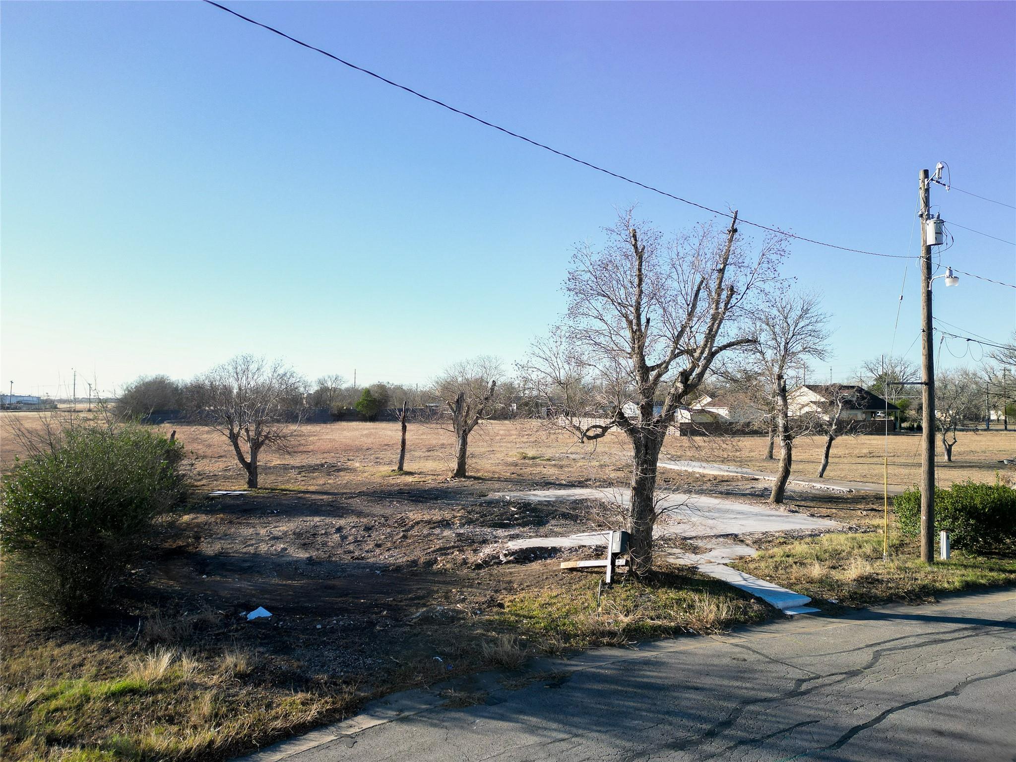 1414 Fifth Street Lockhart TX 78644