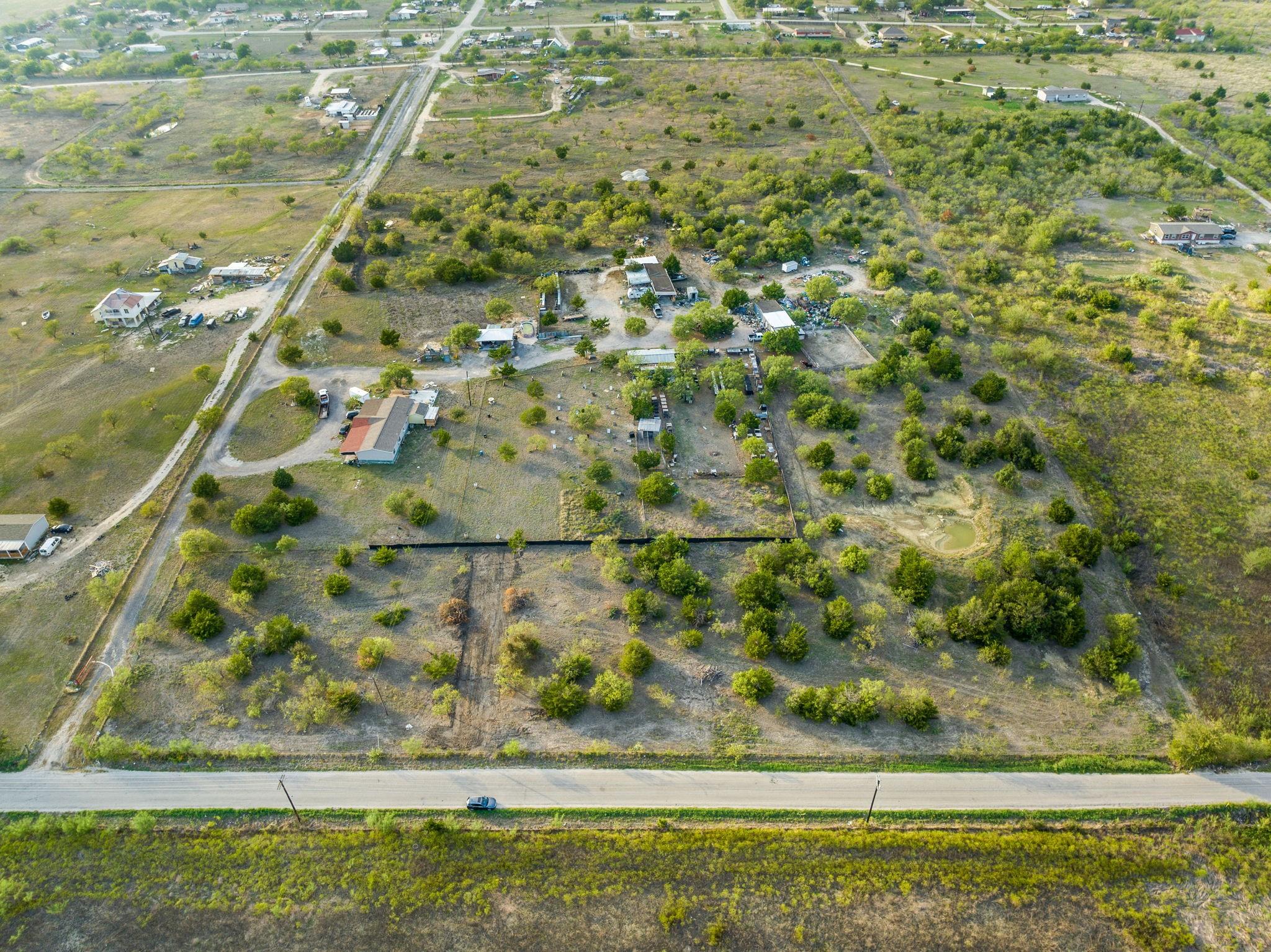 835 Tomahawk Trail Dale TX 78616