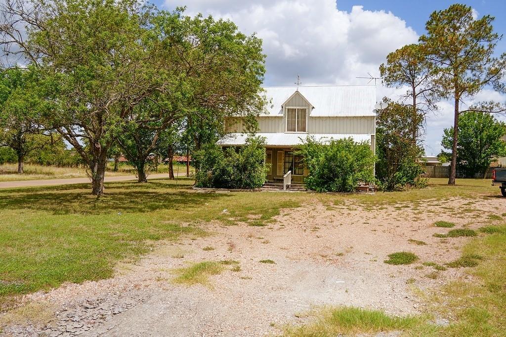 1400 Fm 609 Road Flatonia TX 78941