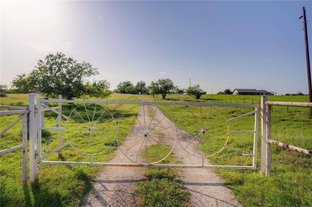 1280 Union Wine Road New Braunfels TX 78130