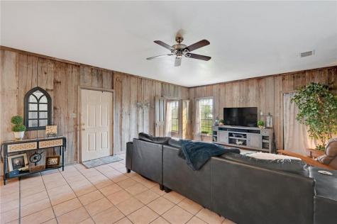 1280 Union Wine Road New Braunfels TX 78130