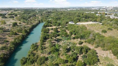2212 River Road San Marcos TX 78666