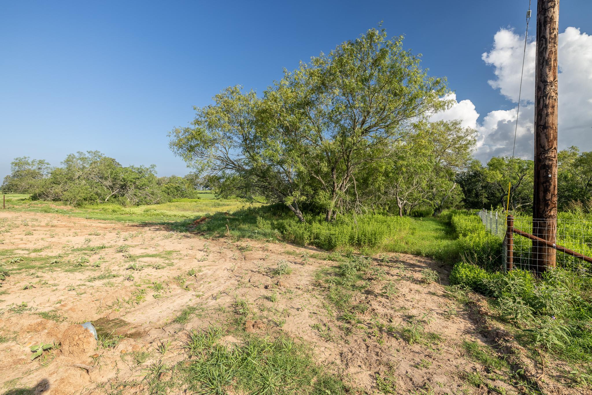 Lot 1-e County Road 491 Gonzales TX 78629