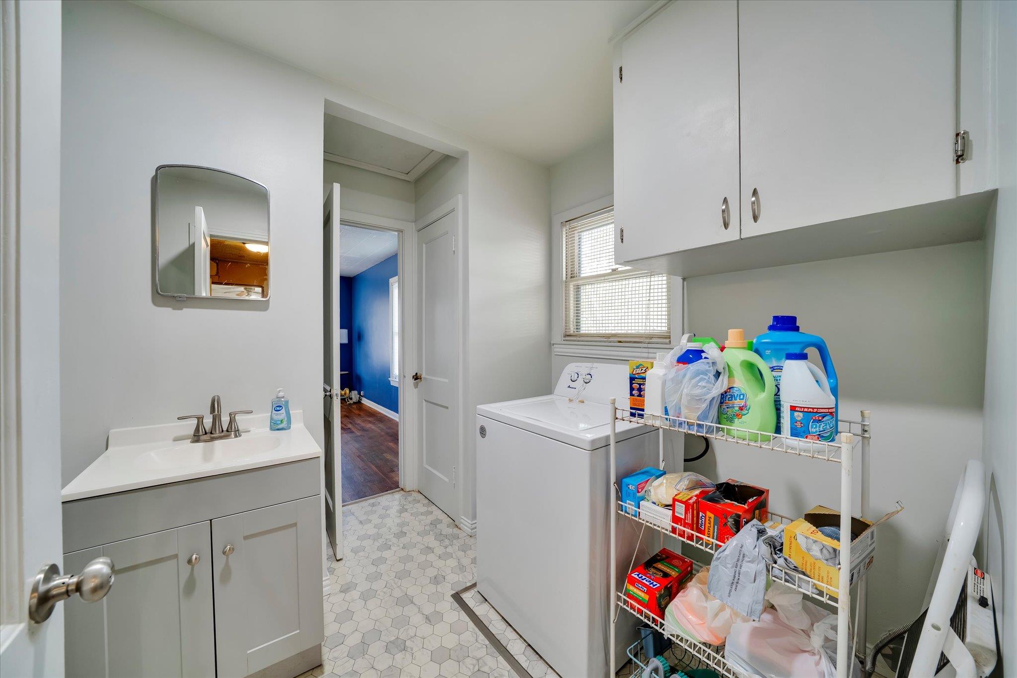 1206 Ruth Avenue Austin TX 78757