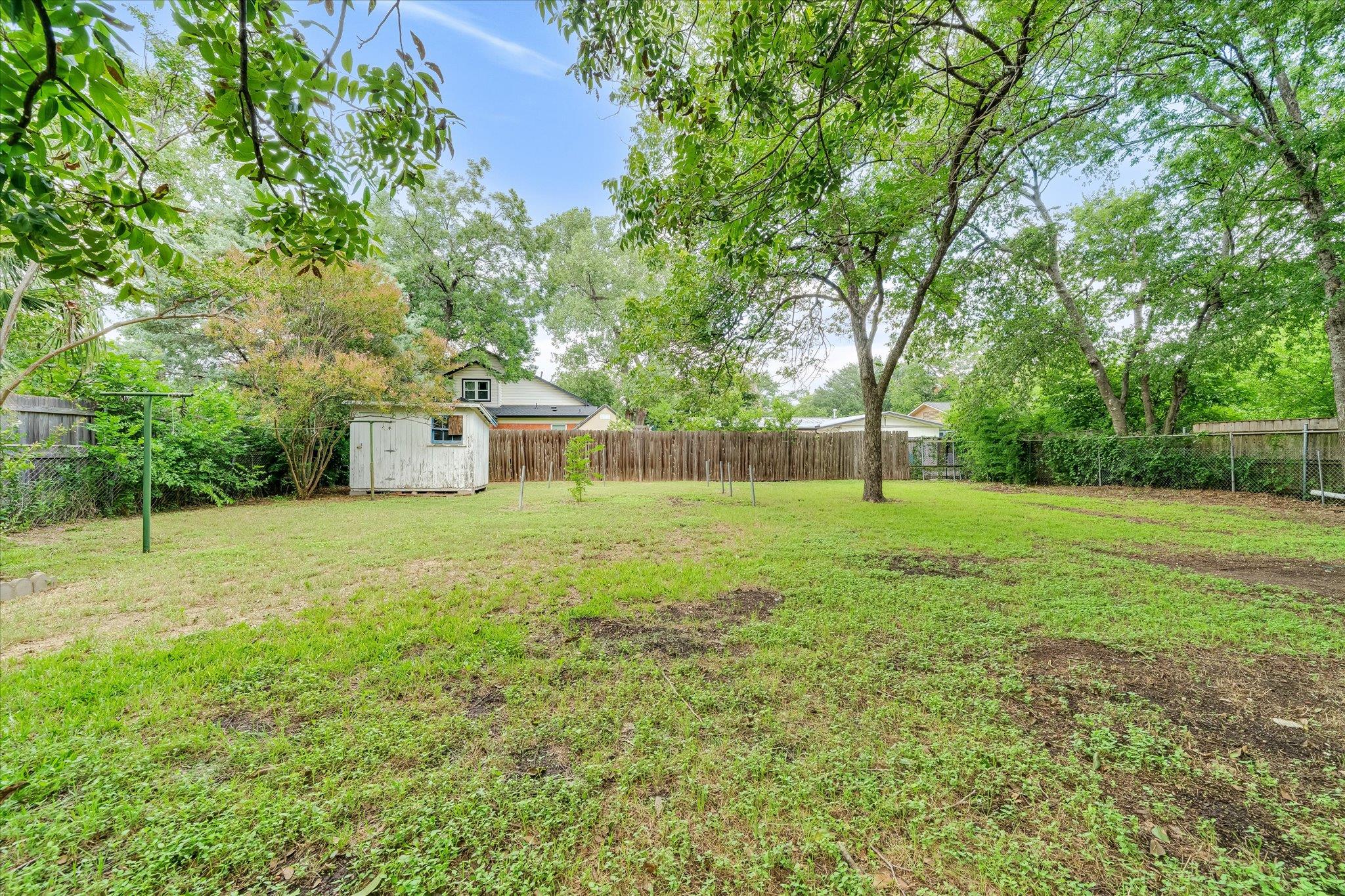1206 Ruth Avenue Austin TX 78757