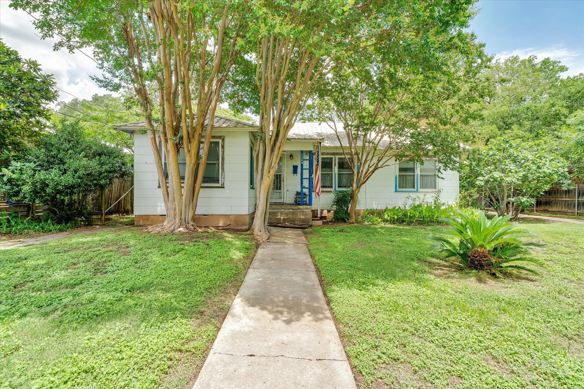 1206 Ruth Avenue Austin TX 78757
