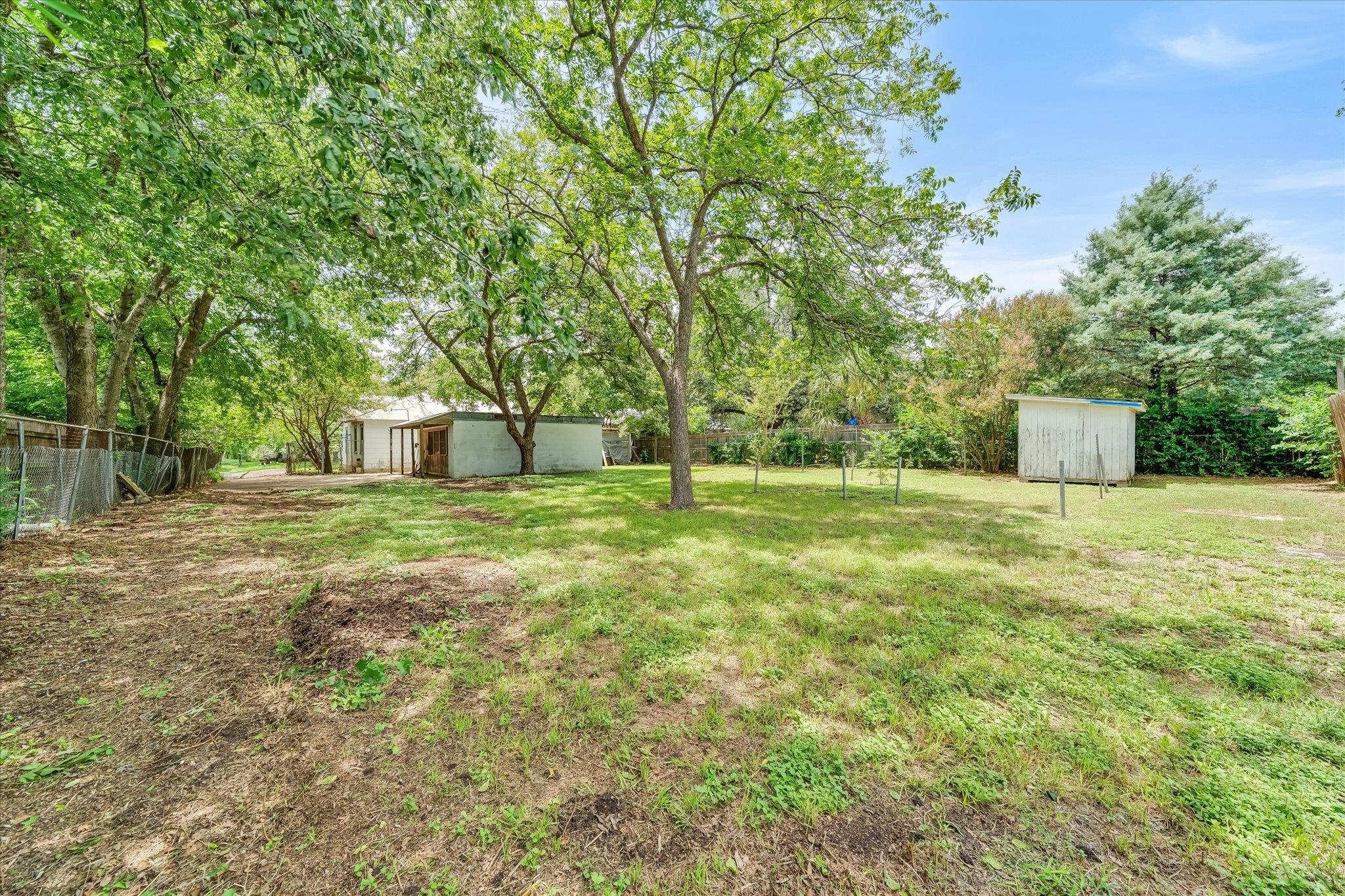 1206 Ruth Avenue Austin TX 78757