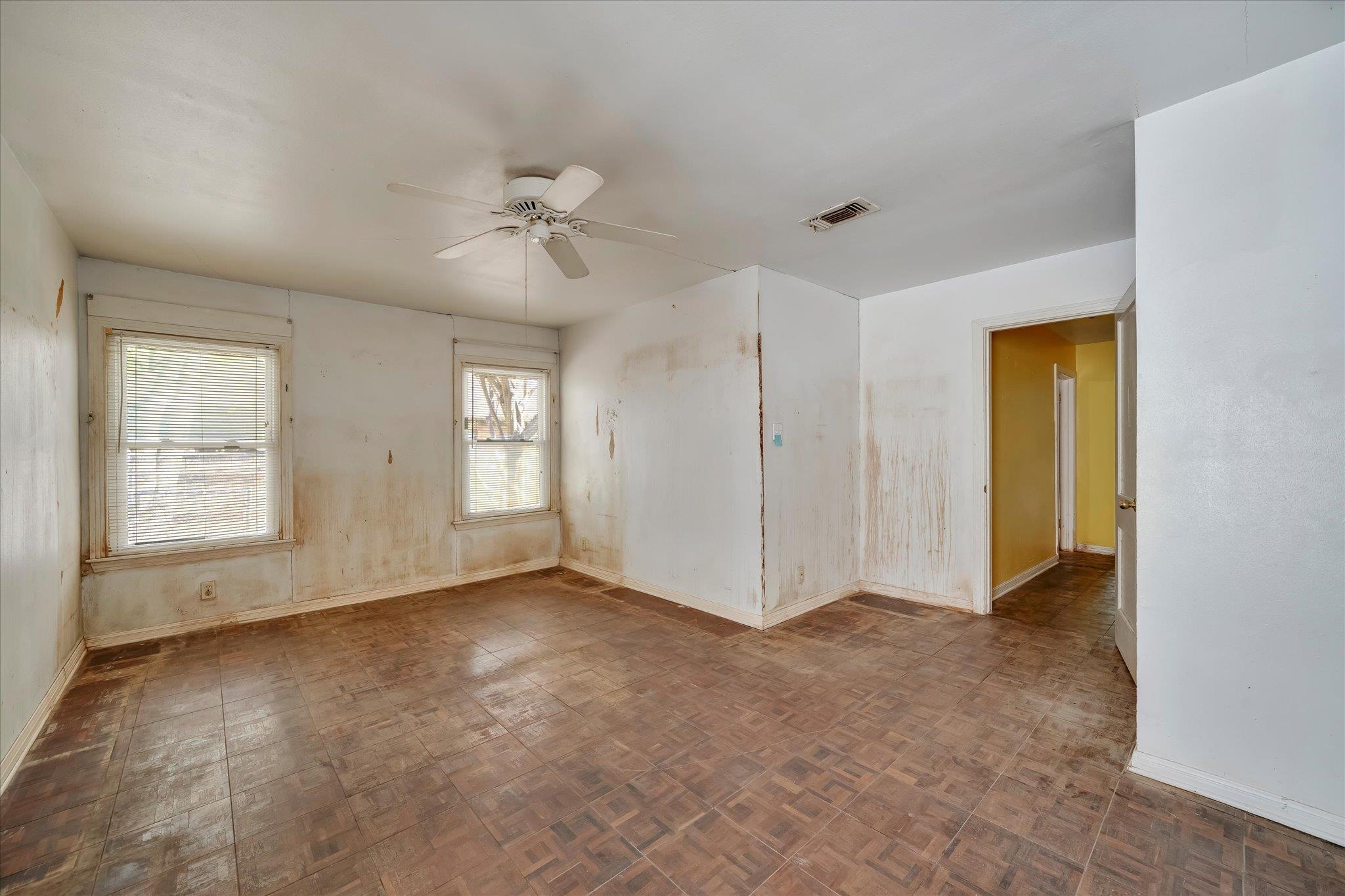 1206 Ruth Avenue Austin TX 78757