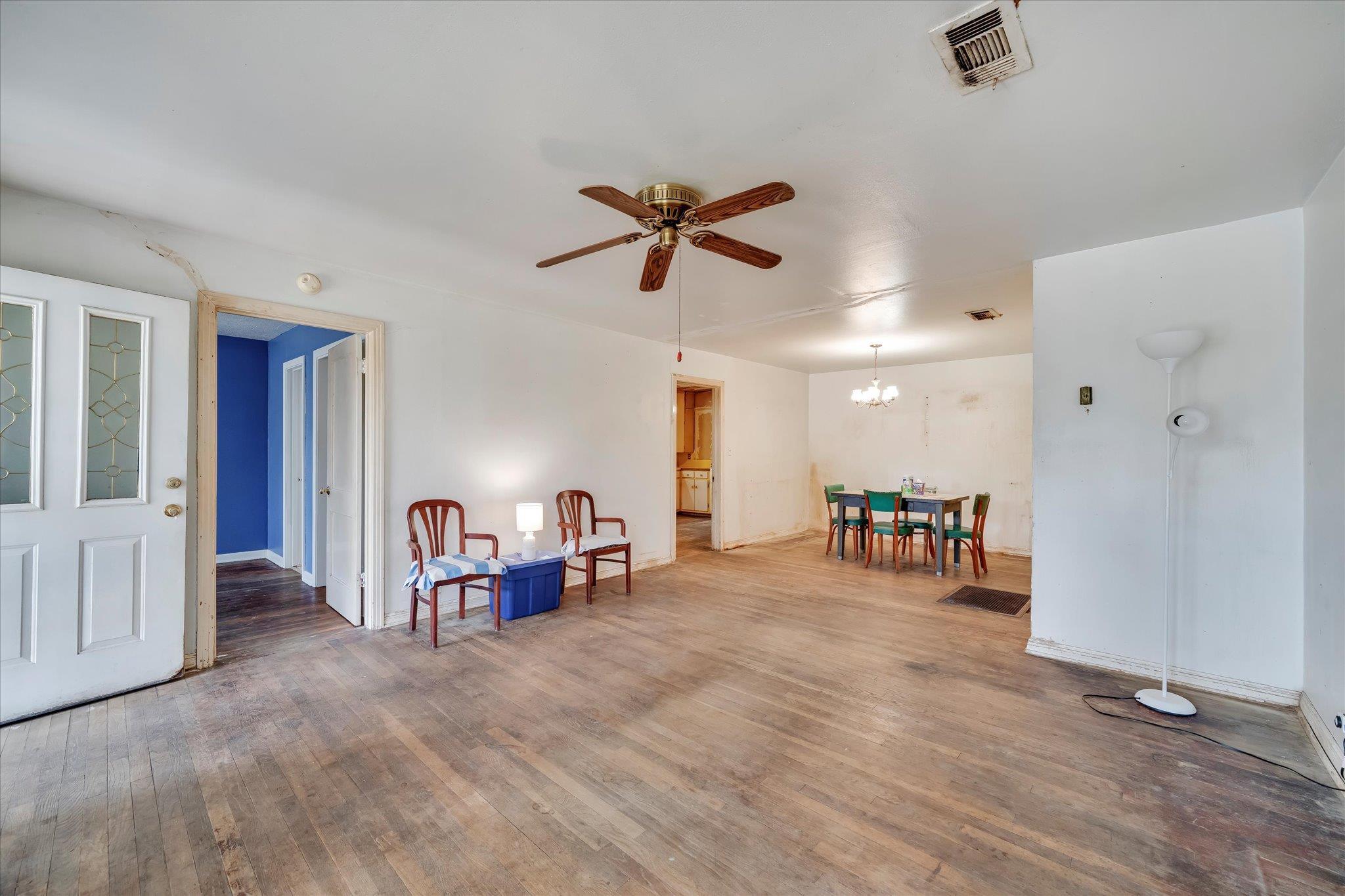 1206 Ruth Avenue Austin TX 78757