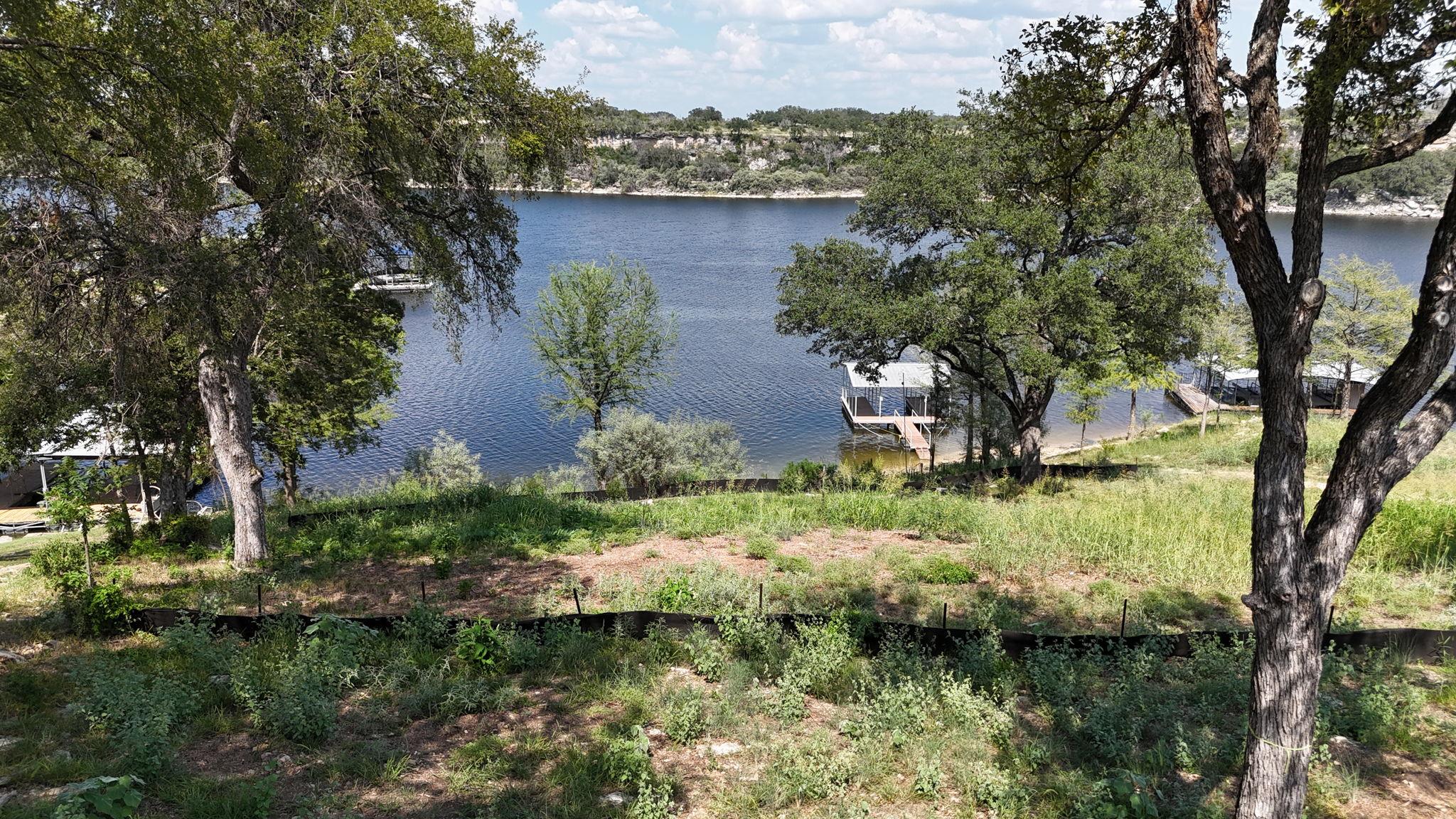1013 Lake Shore Drive Spicewood TX 78669