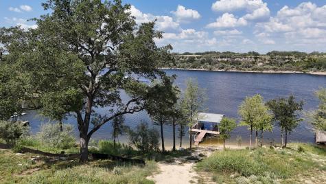 1013 Lake Shore Drive Spicewood TX 78669