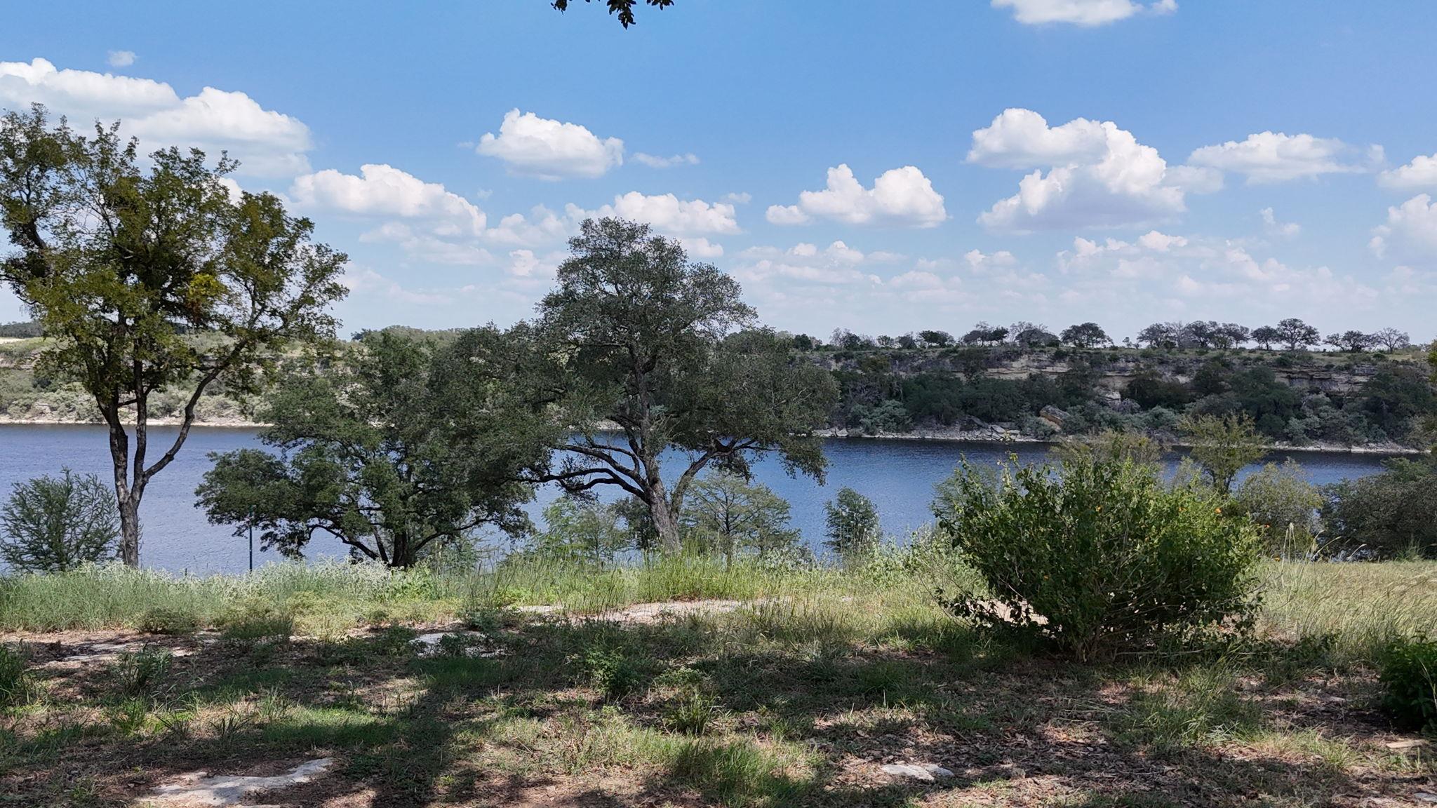 1013 Lake Shore Drive Spicewood TX 78669