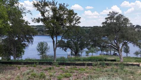 1013 Lake Shore Drive Spicewood TX 78669