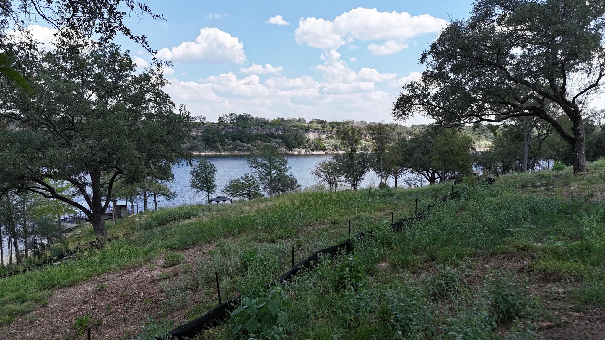 1013 Lake Shore Drive Spicewood TX 78669