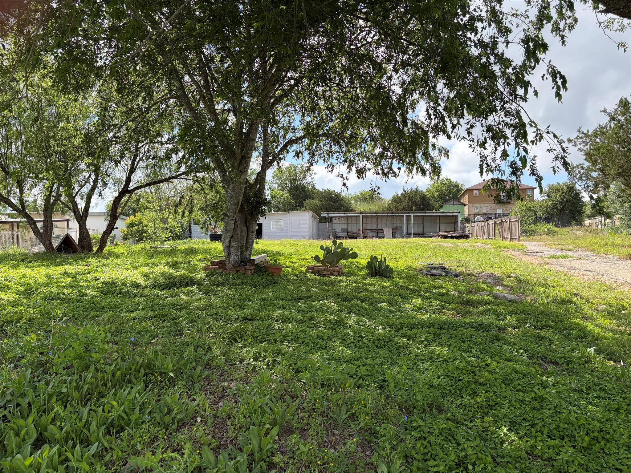 207 Cresthill Causeway Kyle TX 78640
