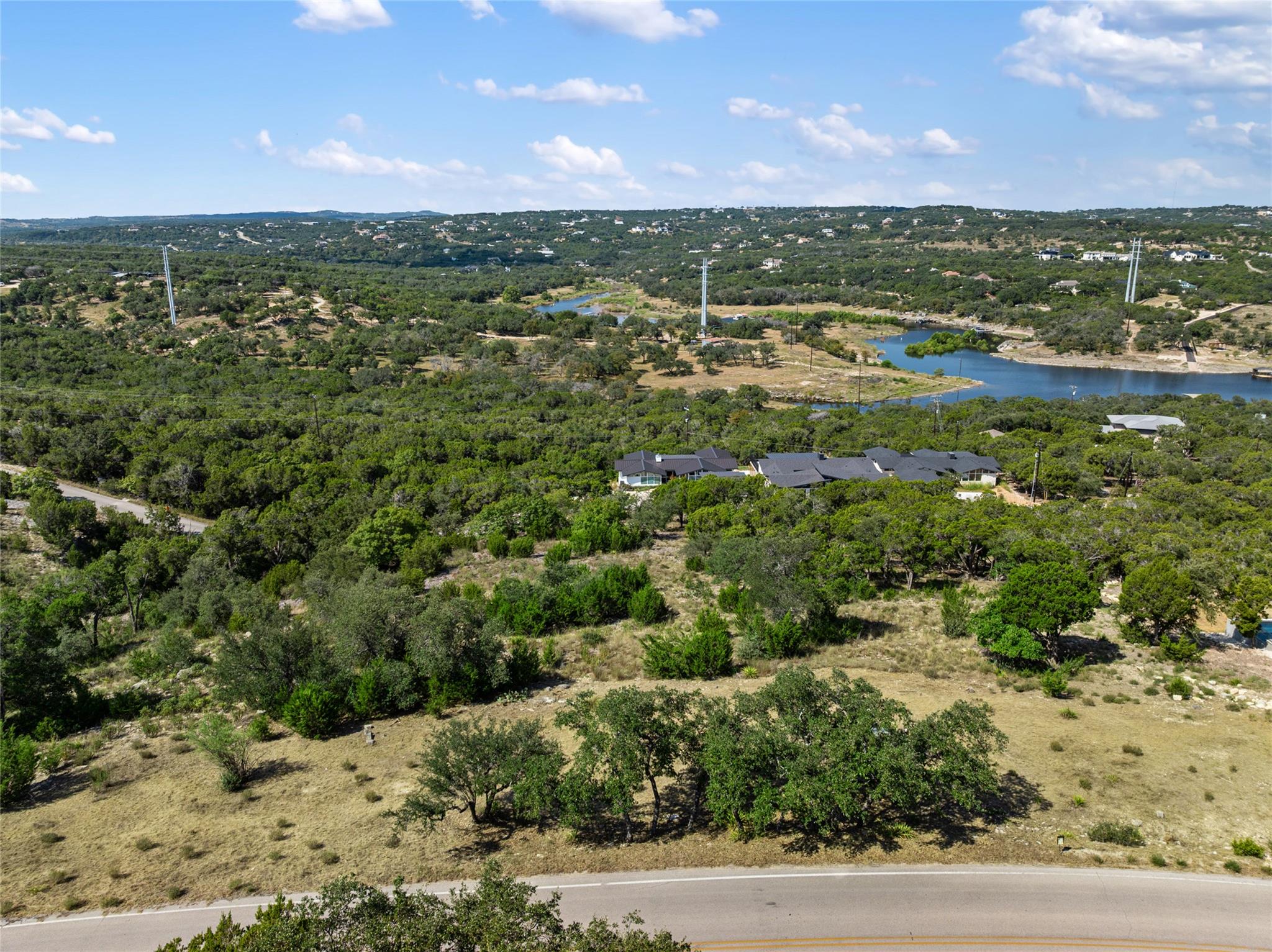 2804 Lakehurst Road Spicewood TX 78669