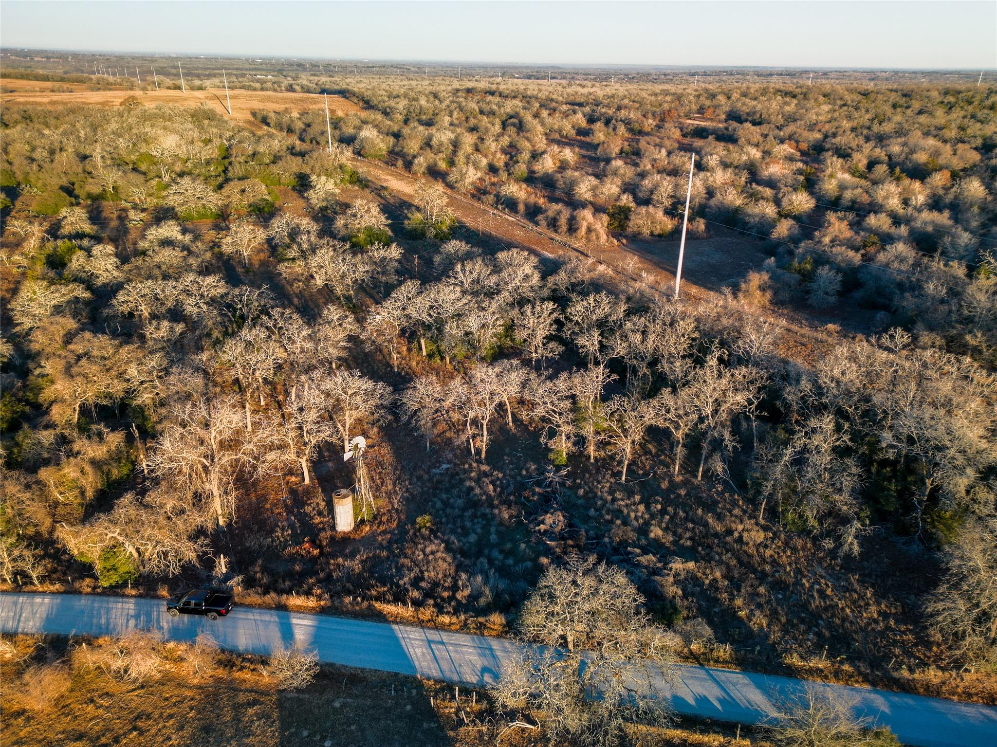 000 Sandy Pine Road Luling TX 78648