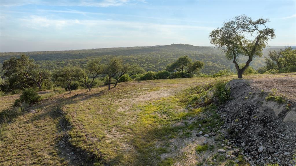 2021 Surrey Hill Austin TX 78746