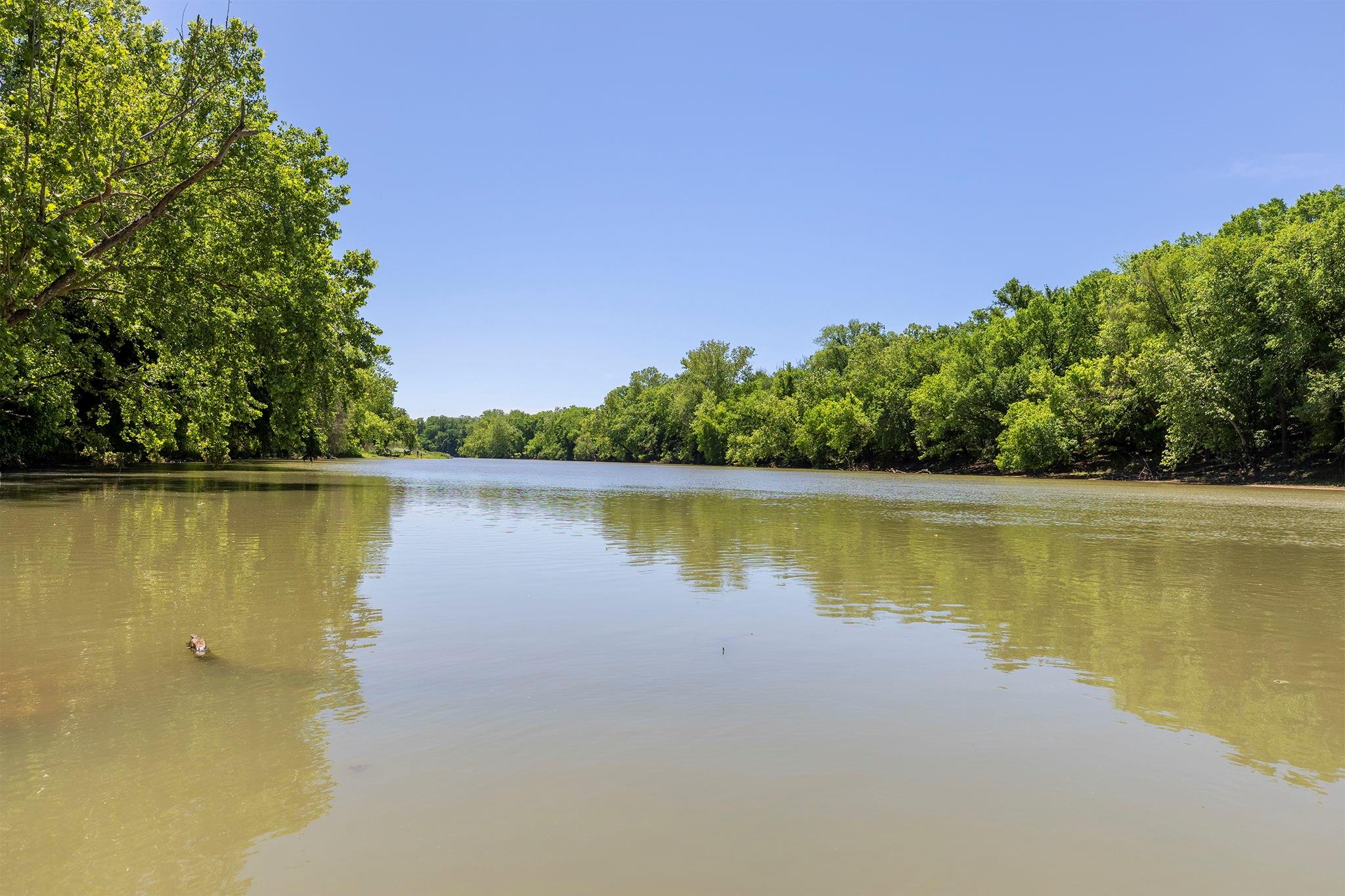 128 W Maunalua Drive Bastrop TX 78602