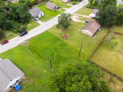 401 W Kleb Street Caldwell TX 77836