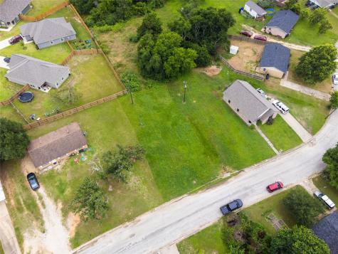401 W Kleb Street Caldwell TX 77836