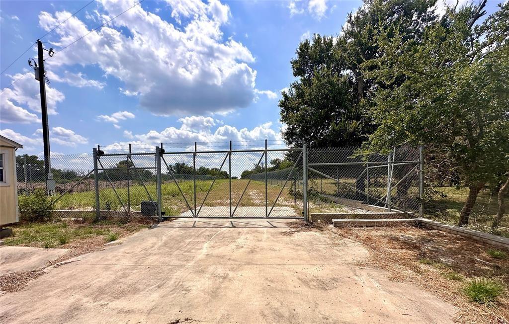 6985 County Road 200 Road Liberty Hill TX 78642