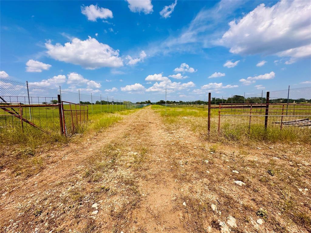 6985 County Road 200 Road Liberty Hill TX 78642