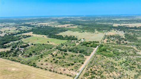 200 Tumbleweed Trail Dale TX 78616