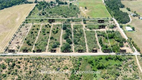 200 Tumbleweed Trail Dale TX 78616