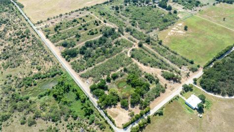 200 Tumbleweed Trail Dale TX 78616