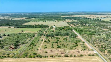 200 Tumbleweed Trail Dale TX 78616