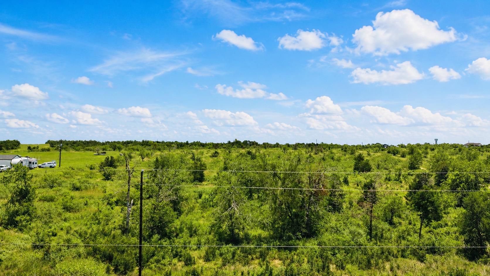 2500 NE County Road 466 Drive Elgin TX 78621