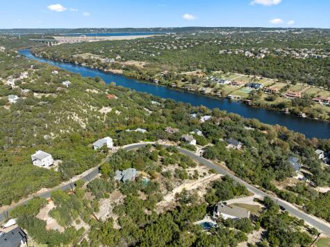 13701 Hunters Pass Austin TX 78734
