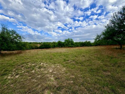 768 N Walnut Springs Road Johnson City TX 78636