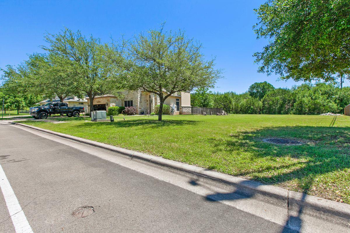 6204 Yaupon Drive Austin TX 78759