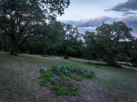 1106 The High Road Austin TX 78746