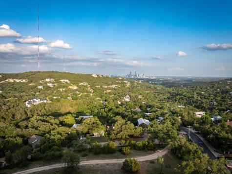 1106 The High Road Austin TX 78746