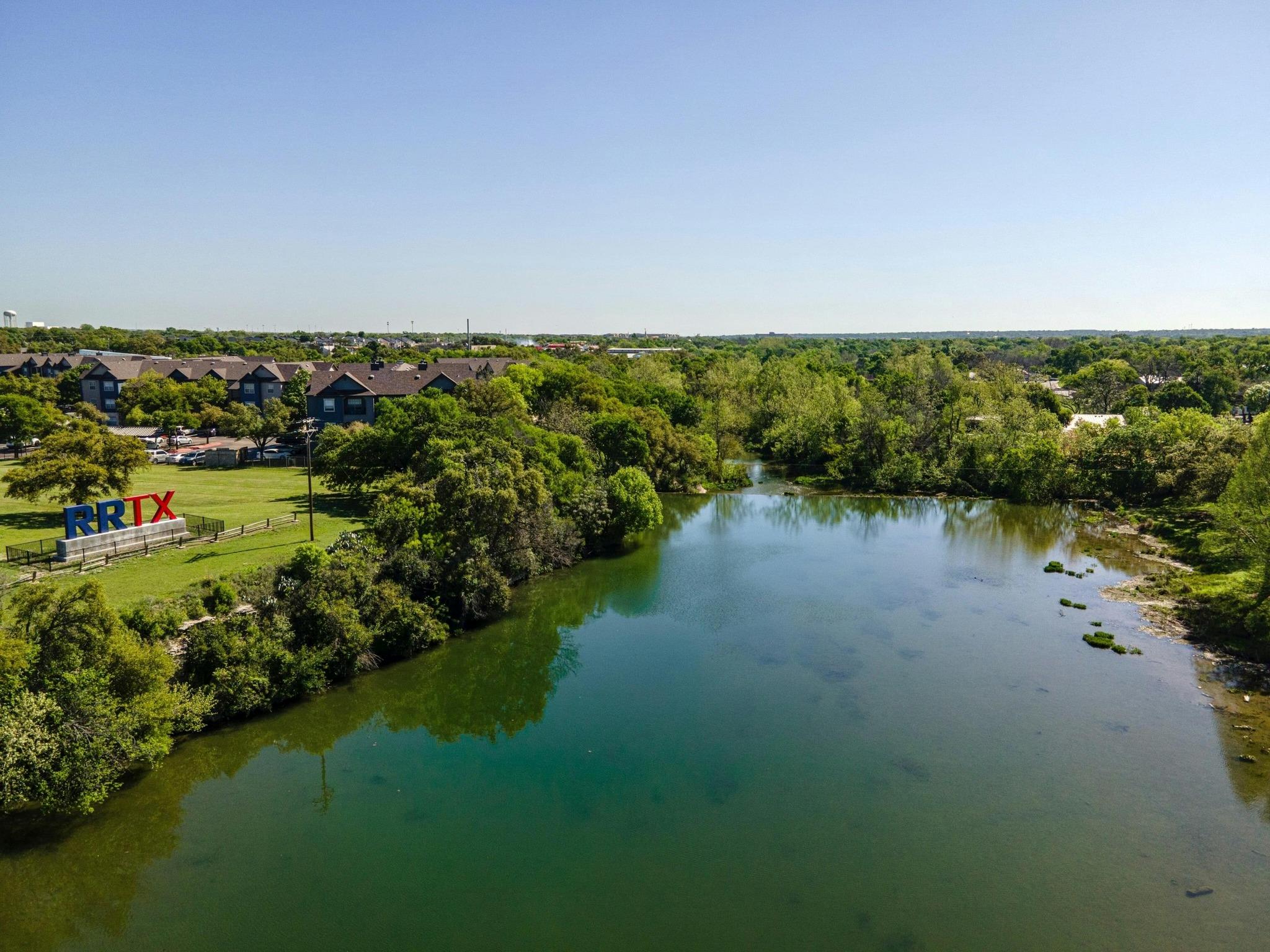 615 Pecan Avenue Round Rock TX 78664