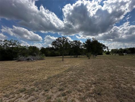 1501 Old Colony Line Road Dale TX 78616