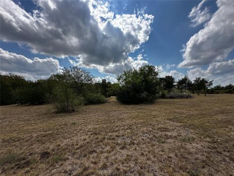1501 Old Colony Line Road Dale TX 78616