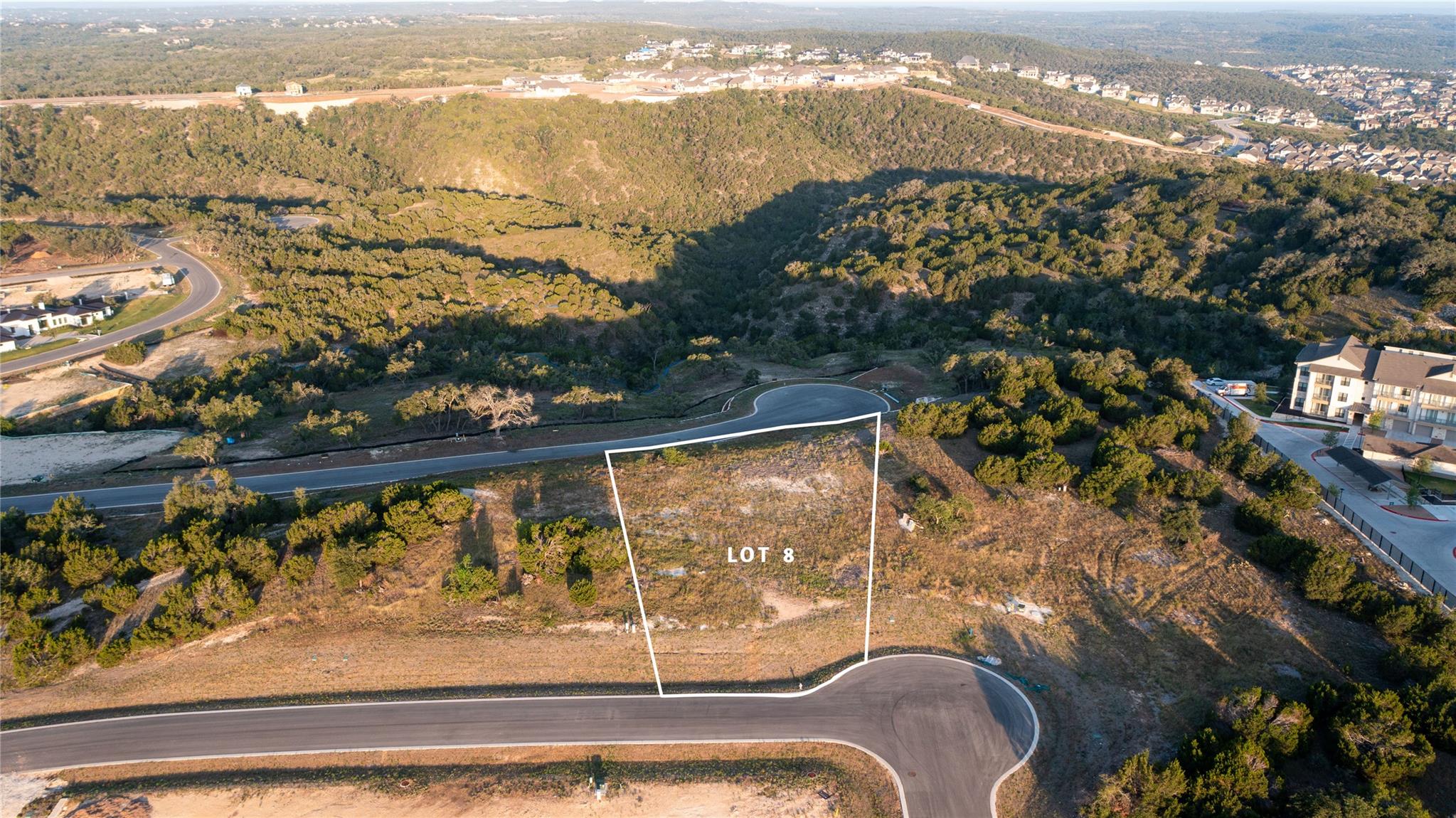 5704 Twin Peaks Trace Austin TX 78738
