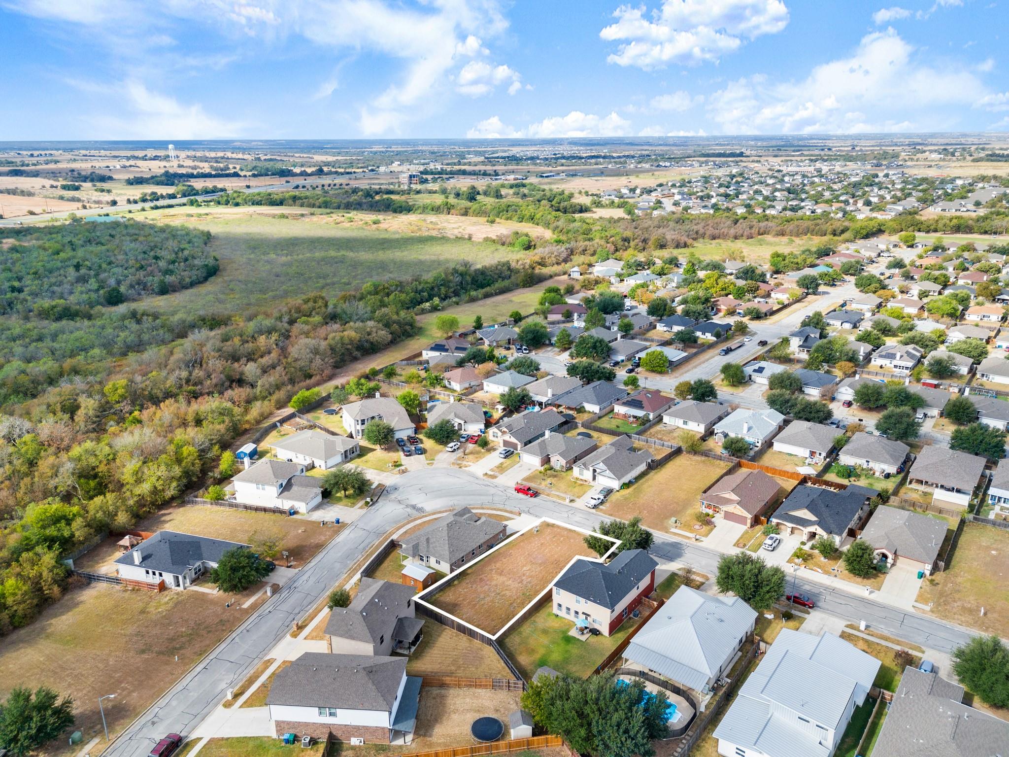 406 Gettysburg Loop Elgin TX 78621