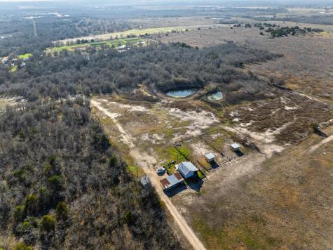 17501 Albert Voelker Road Elgin TX 78621