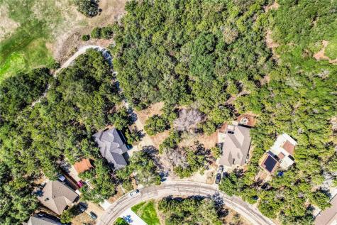 18620 Champions Circle Point Venture TX 78645