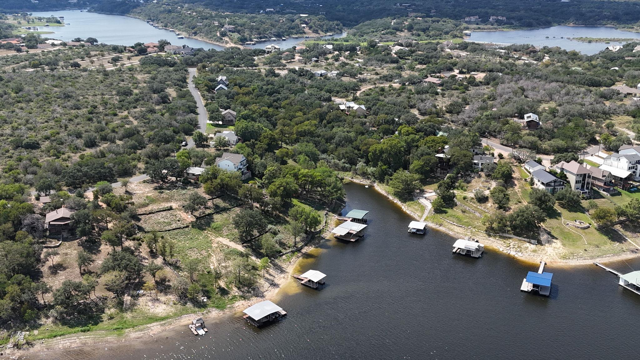 1015-1017 Lake Shore Lot 72&73 Drive Spicewood TX 78669