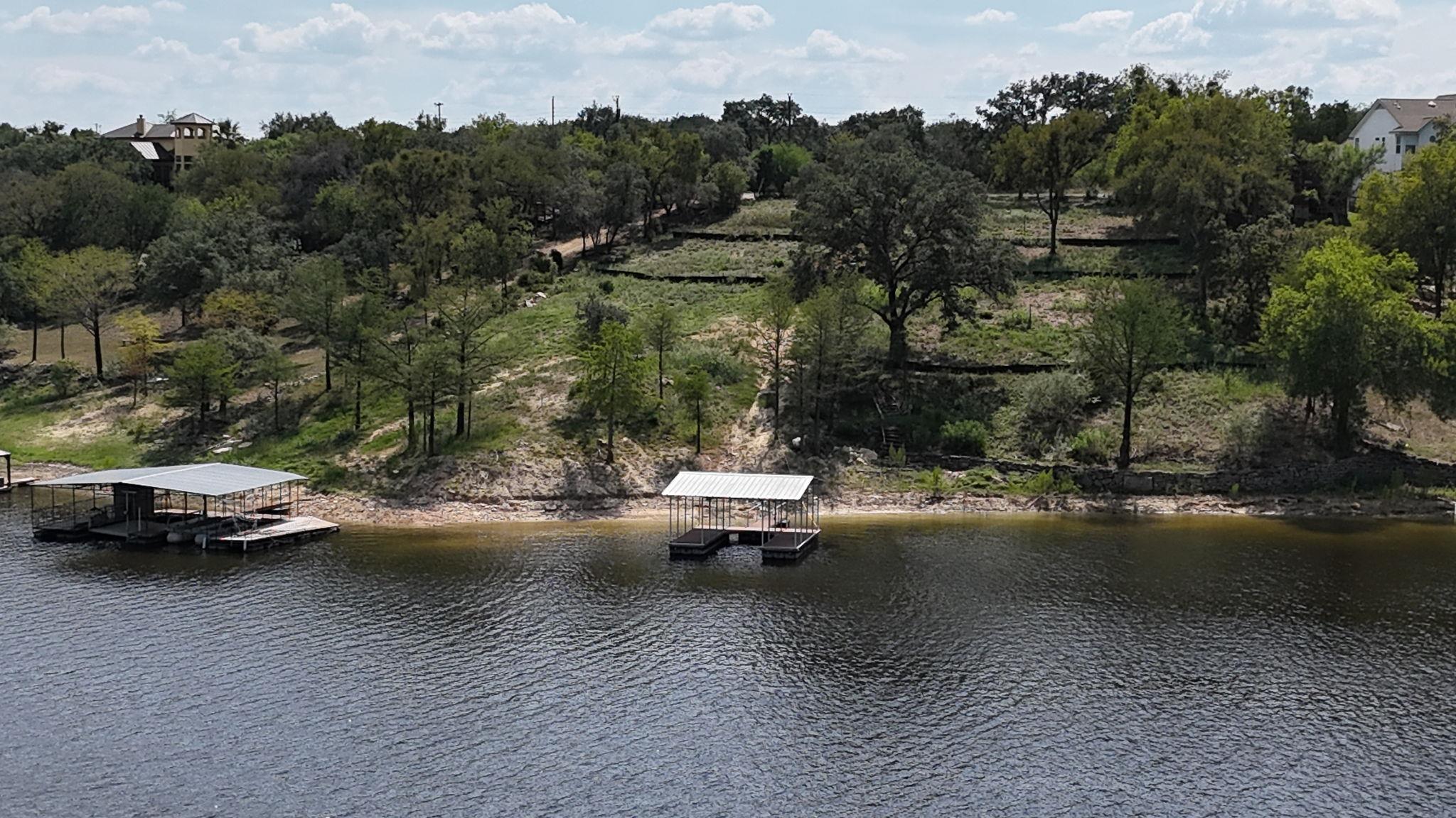 1015-1017 Lake Shore Lot 72&73 Drive Spicewood TX 78669