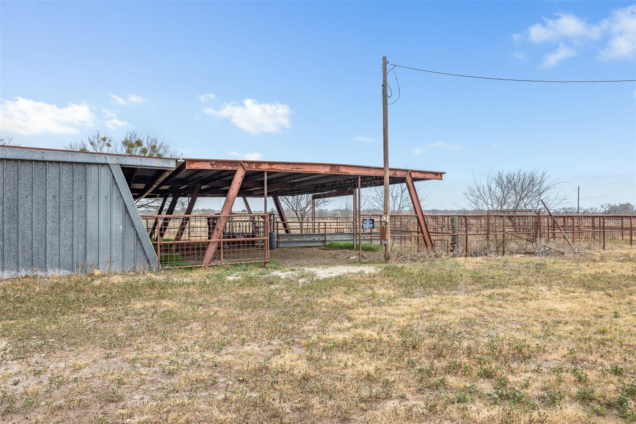 2884 Political Road Lockhart TX 78644