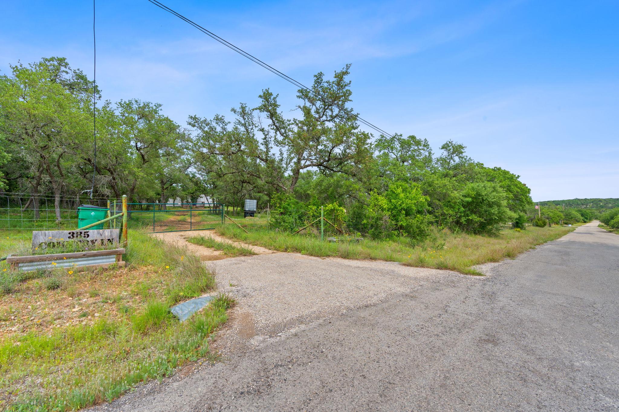 385 Country Lane Dripping Springs TX 78620